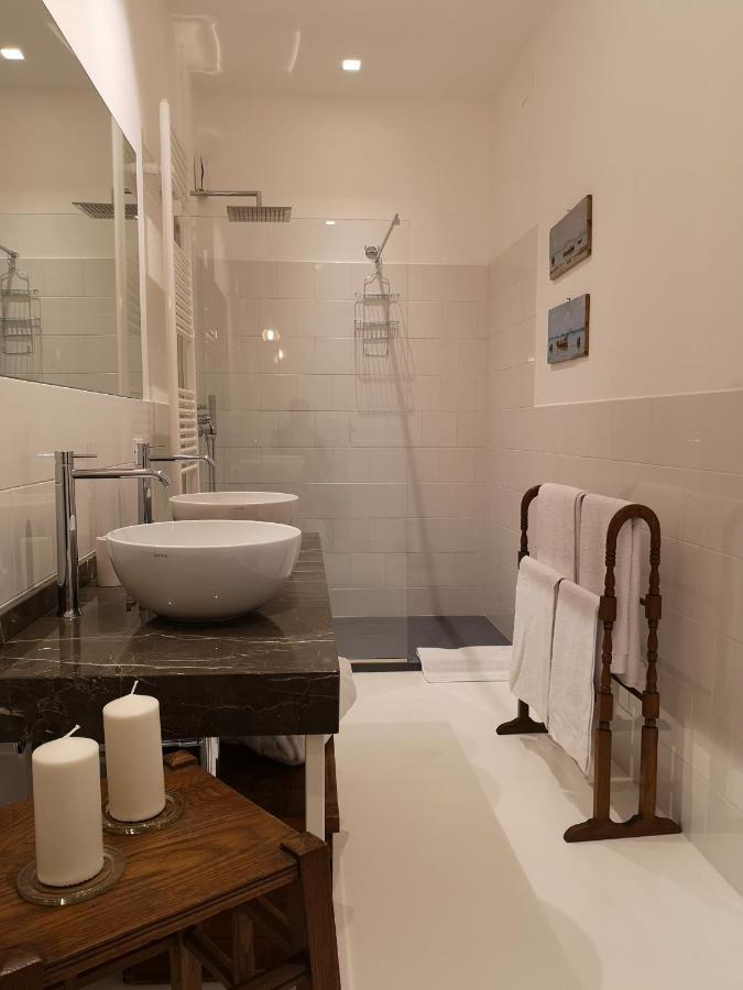 פלרמו Garden Suite In Private Villa On Via Liberta מראה חיצוני תמונה